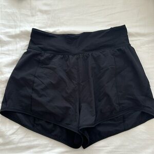 Lululemon Speed Up shorts